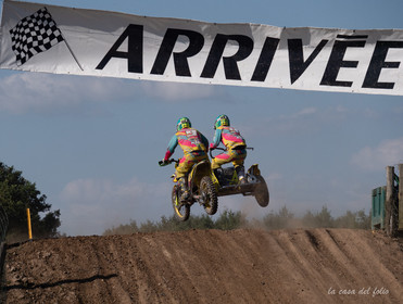 Moto-Cross