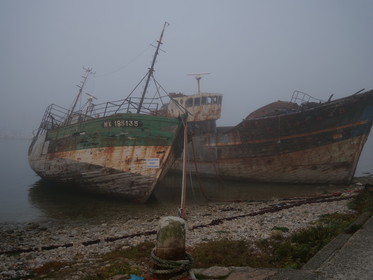 Camaret sur Mer , le cimetière de bateau