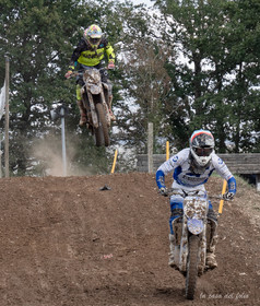 Moto-Cross