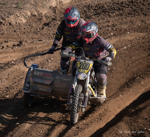 Moto-Cross