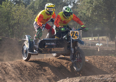Moto-Cross